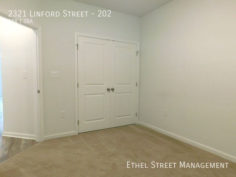 2321 Linford St #202 - Photo 6 of 16