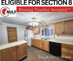 featured image of 731 1/2 Chartiers Ave