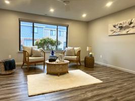featured image of 275 N End Blvd #10