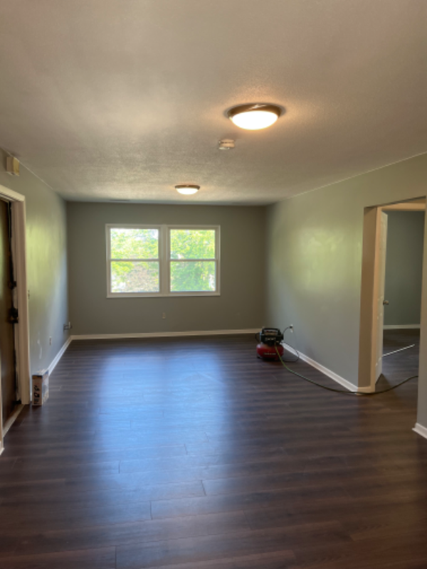 460 Grant St #1 - Photo 2 of 5