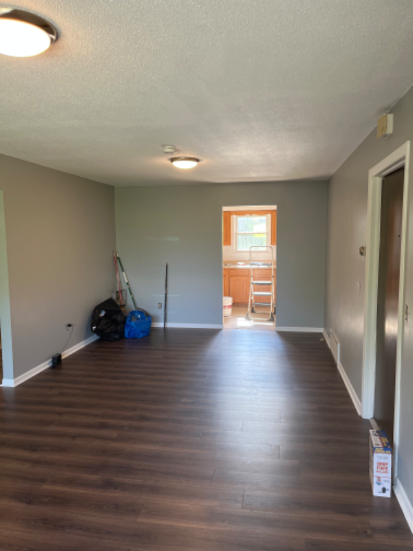 460 Grant St #1 - Photo 3 of 5