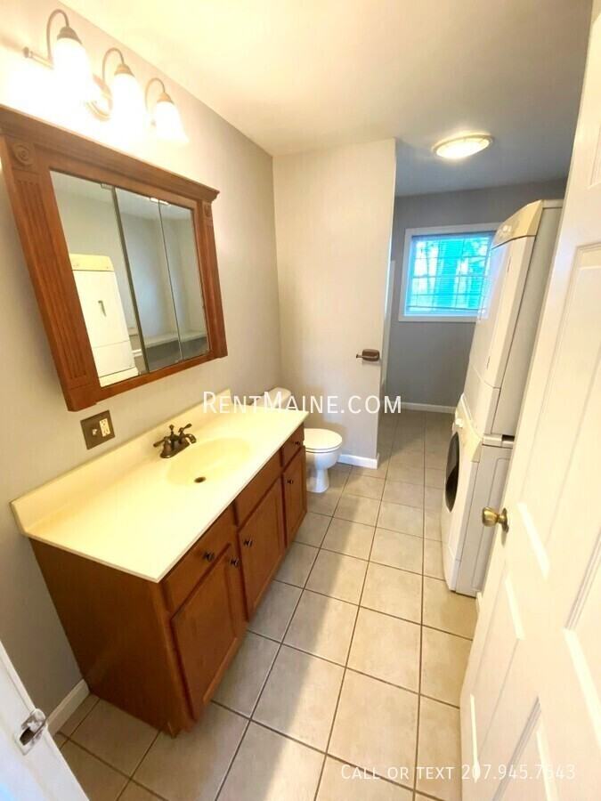 41 Vafiades Ave #3 - Photo 5 of 8