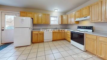 featured image of 1833 Hammond St #4