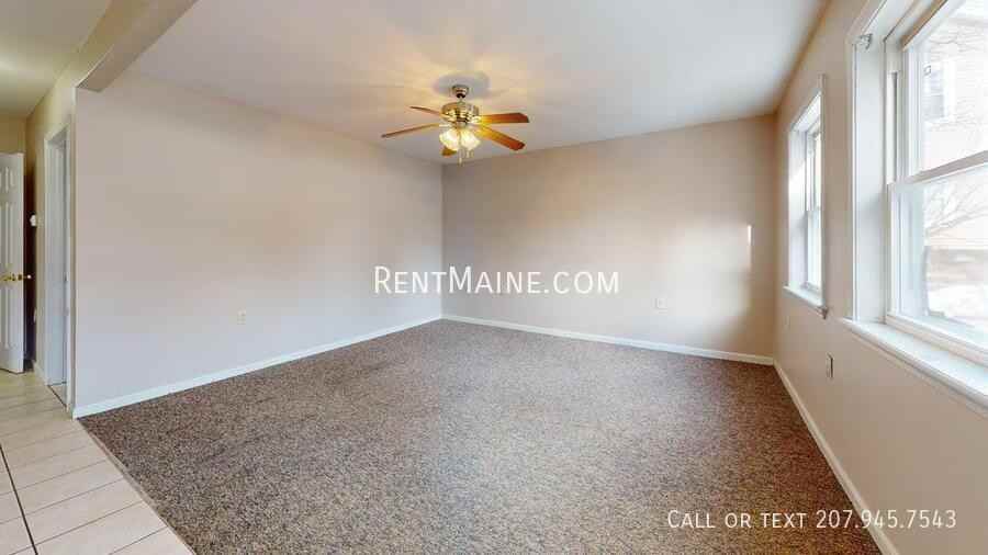 1833 Hammond St #4 - Photo 6 of 12