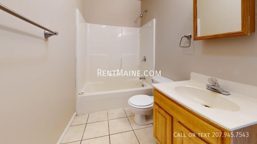 1833 Hammond St #4 - Photo 7 of 12