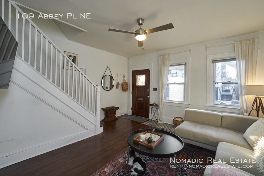 1109 Abbey Pl Ne - Photo 4 of 28