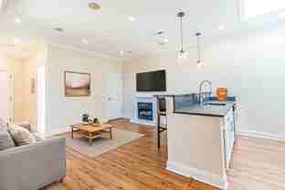 410 15th St Ne #24 - Photo 1 of 1