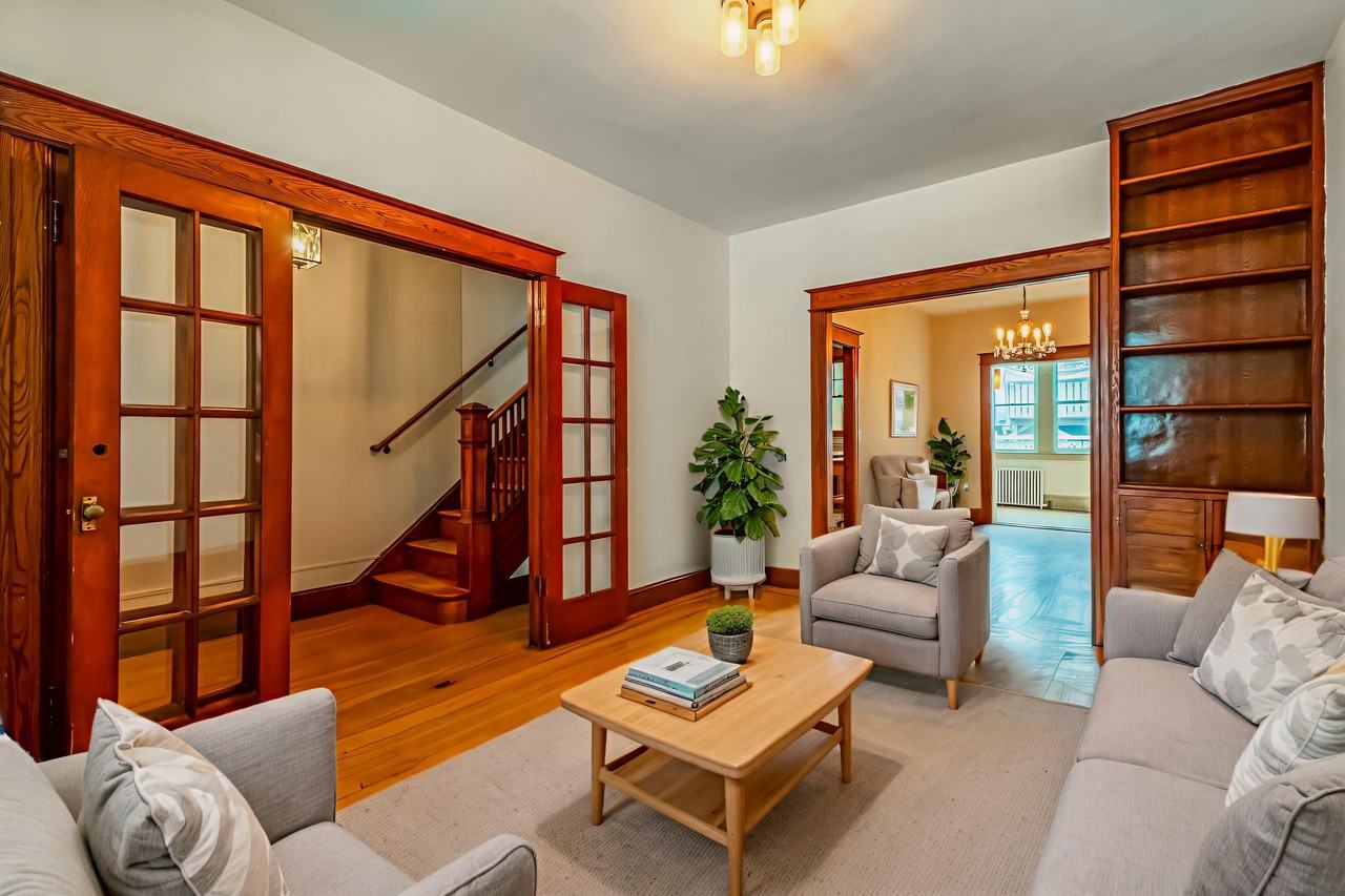 1236 Oates St Ne - Photo 2 of 28