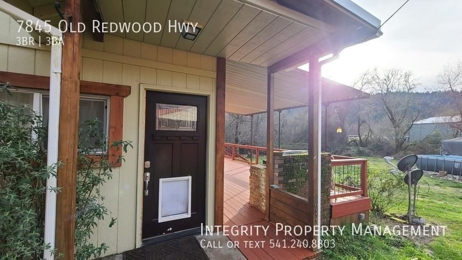 7845 Old Redwood Hwy - Photo 2 of 24