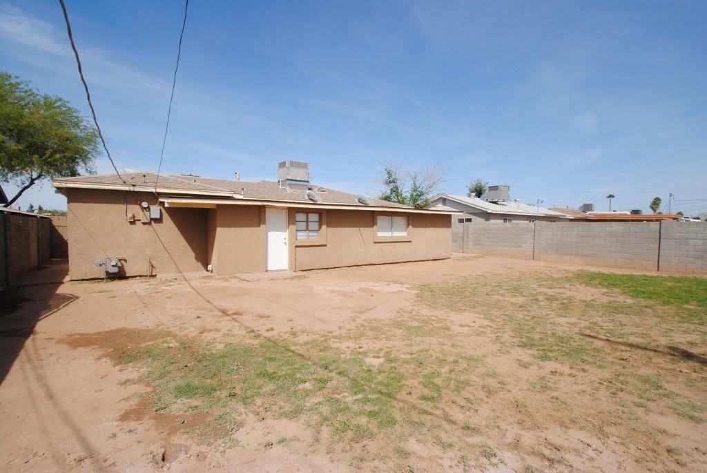 2837 W Turney Ave - Photo 2 of 16