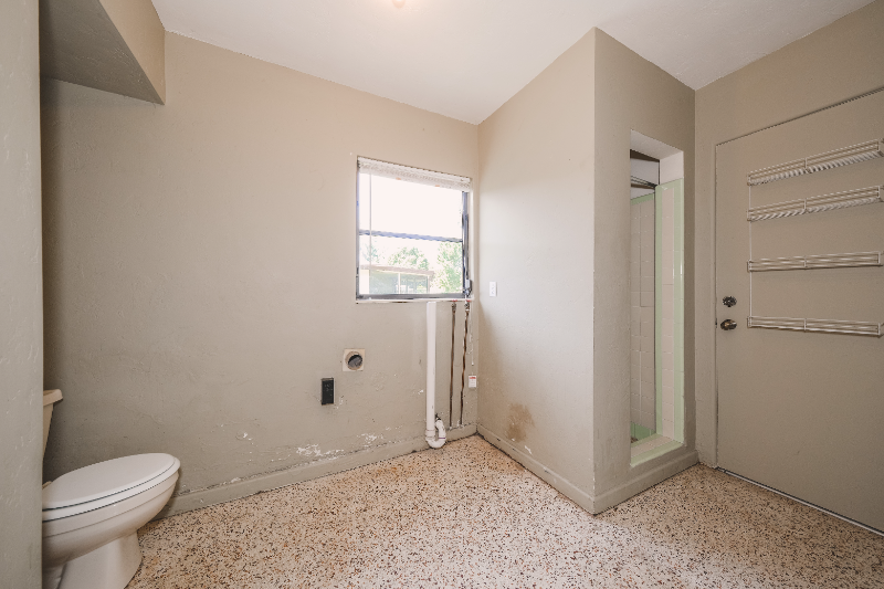 2710 Marshall Dr #C - Photo 7 of 19