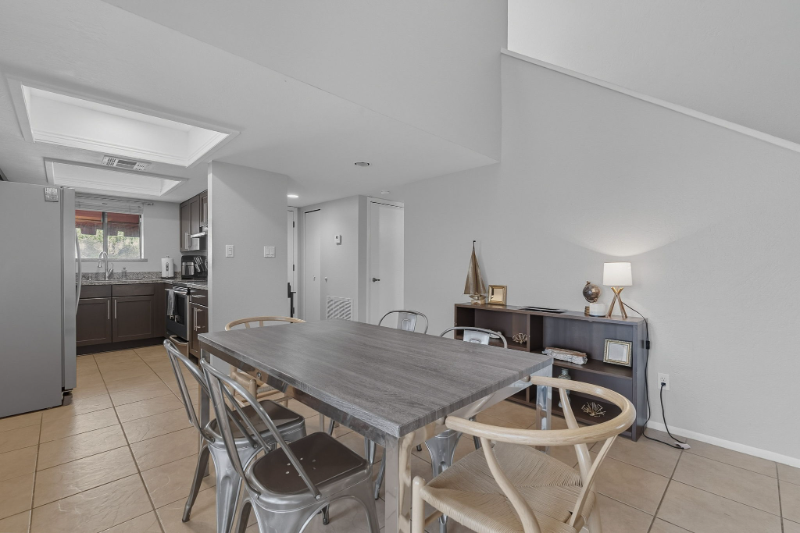 4245 E Ludlow Dr - Photo 4 of 20