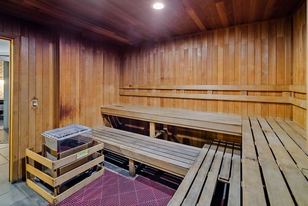 Reveal - Photo 4 of 40