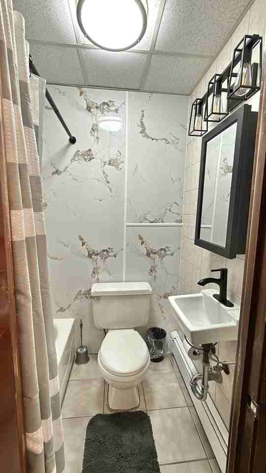 32 Althea St - Photo 4 of 9