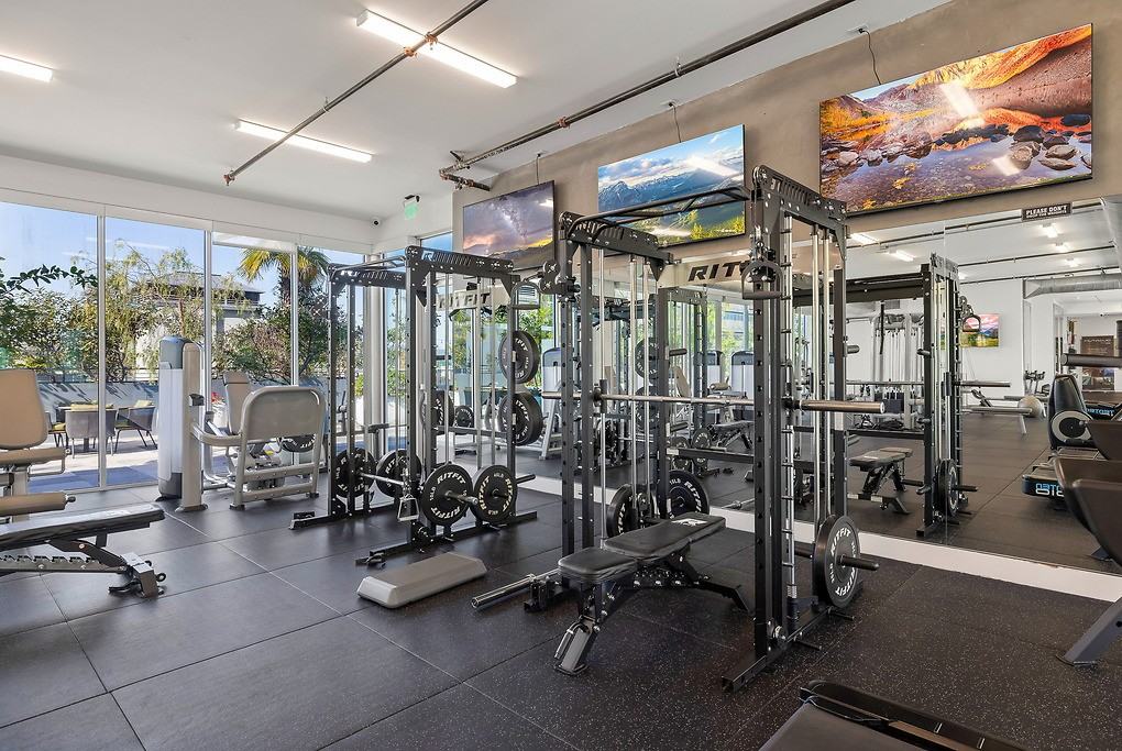 TENTEN Downtown - Photo 5 of 50