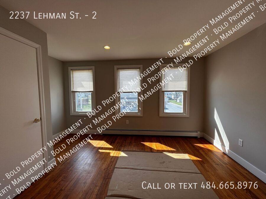 2237 Lehman St #2 - Photo 7 of 9