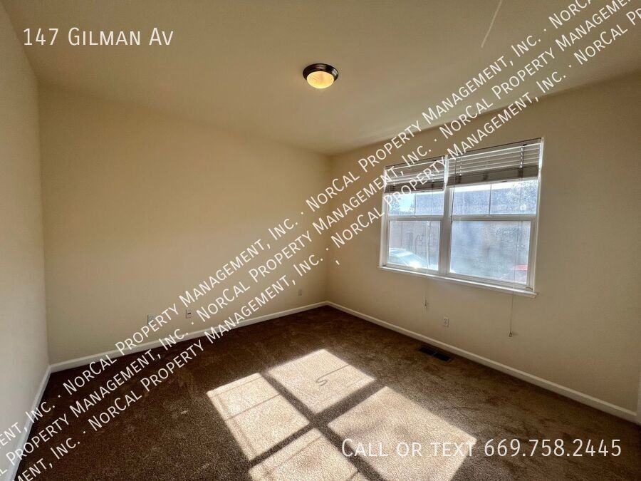 147 Gilman Ave - Photo 2 of 17