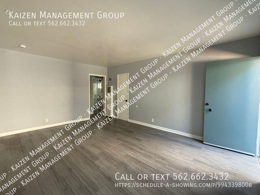 1862 Pine Ave #1862-3 - Photo 6 of 11