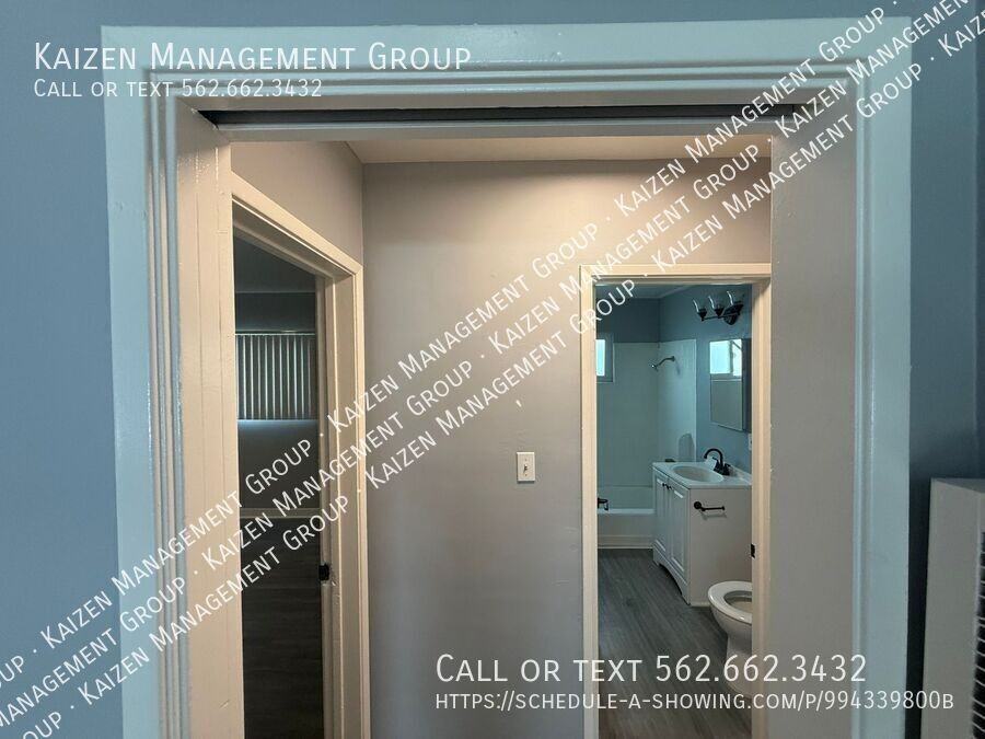 1862 Pine Ave #1862-3 - Photo 7 of 11