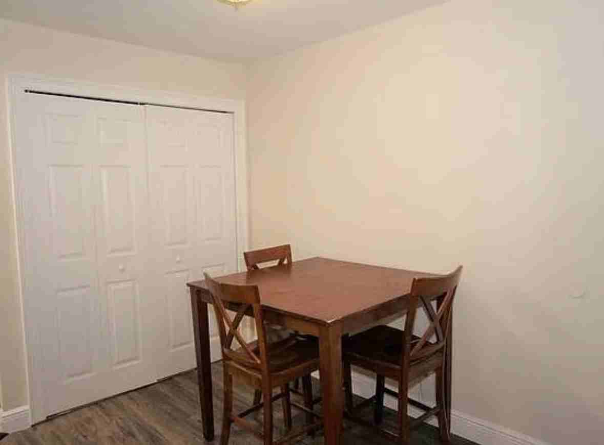 375 Lake Ontario Ct #201 - Photo 4 of 9