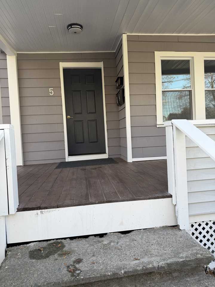 5 Arthur St #2 - Photo 4 of 15
