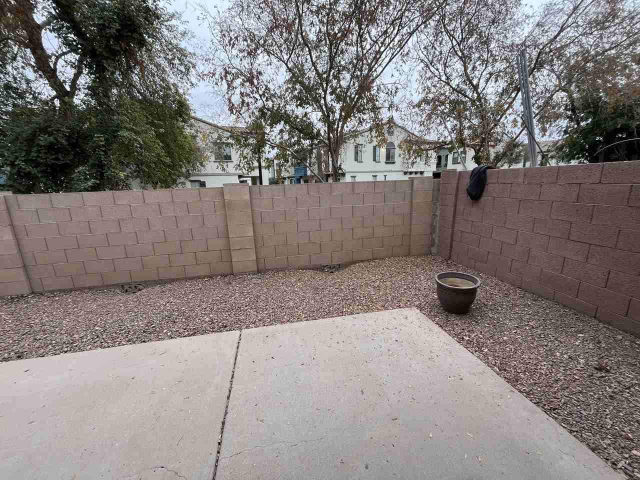 5319 S Mitchell Dr #NA - Photo 4 of 16