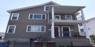 139 Sigourney St #2 - Photo 1 of 1