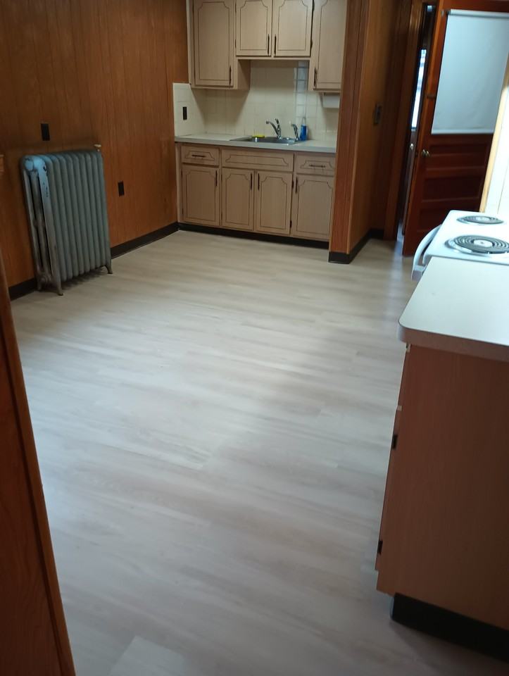 139 Sigourney St #2 - Photo 2 of 17