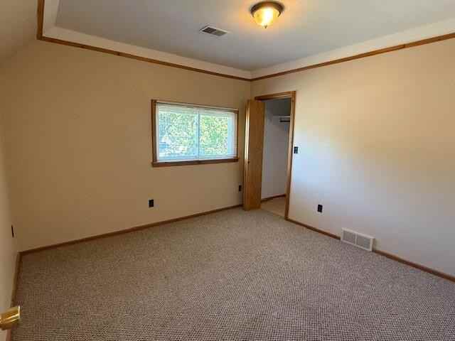 466 Elm St - Photo 6 of 14