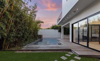 featured image of 748 N Detroit St #NA