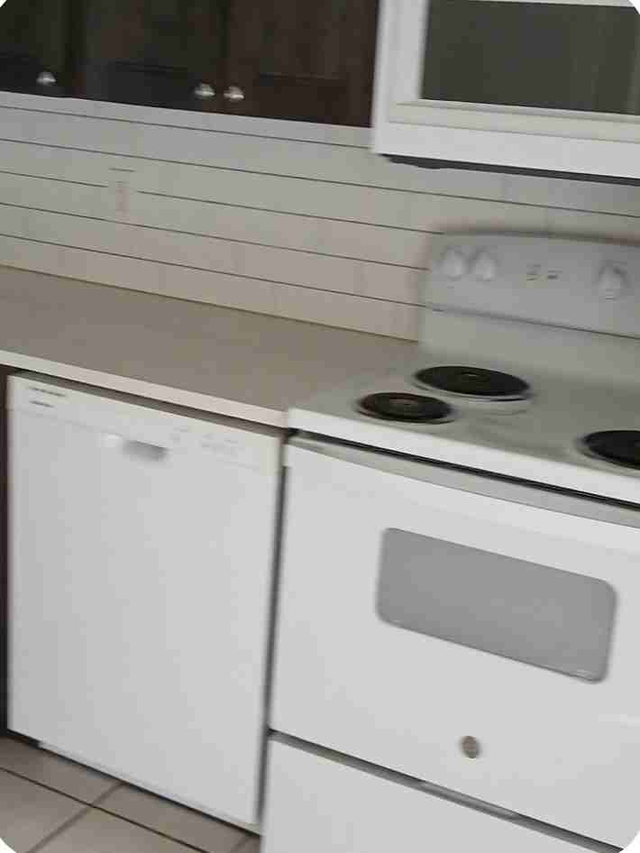 12395 Peconic Ct #12395 - Photo 2 of 8