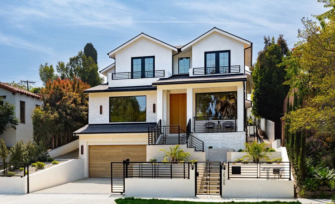 2565 Patricia Ave #NA - Photo 2 of 50