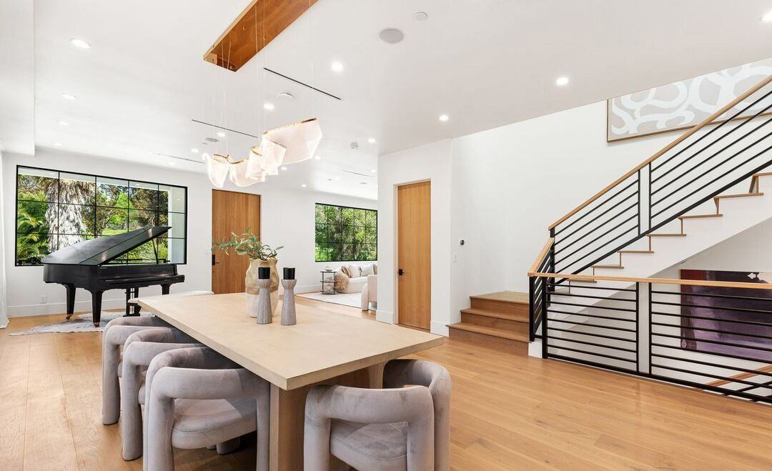 2565 Patricia Ave #NA - Photo 7 of 50