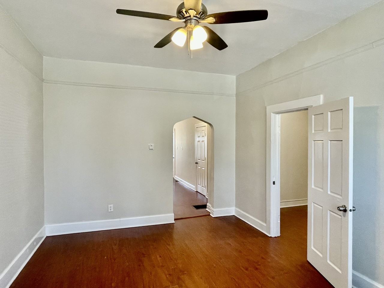 8538 S Buffalo Ave #NA - Photo 7 of 19