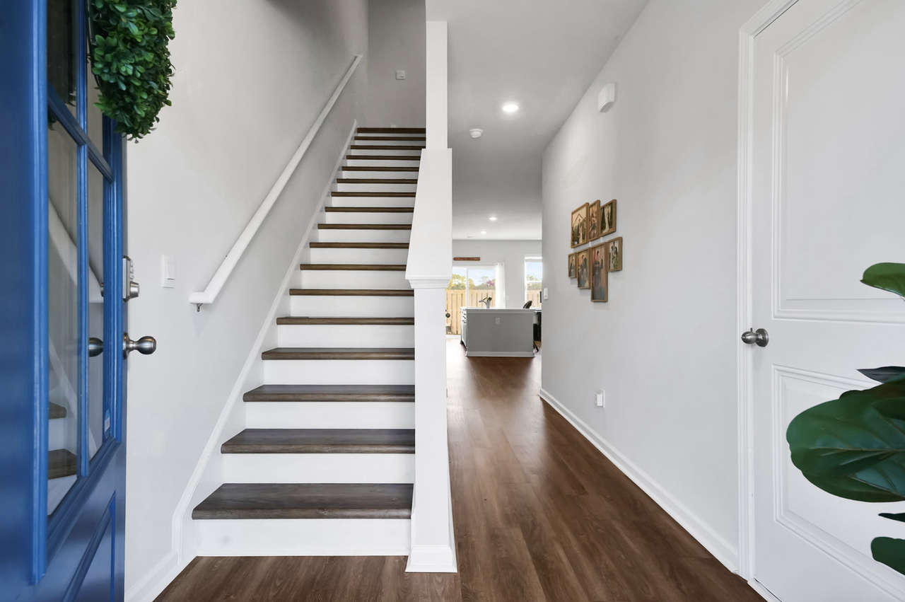 3558 Roseblossom Dr #NA - Photo 5 of 20