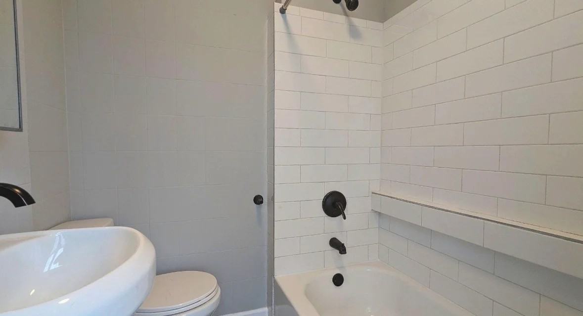 628 Wisteria Rd - Photo 6 of 15