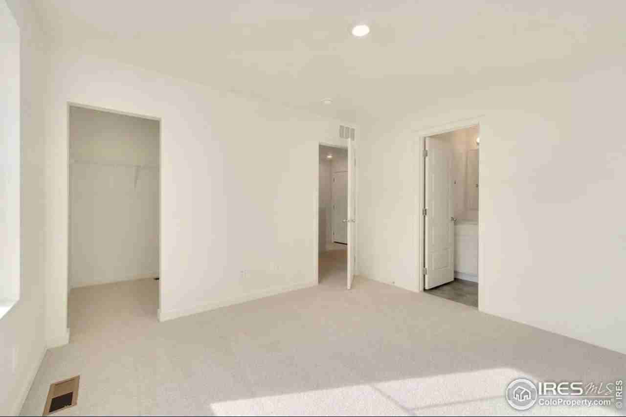 318 Cardinal St - Photo 4 of 6