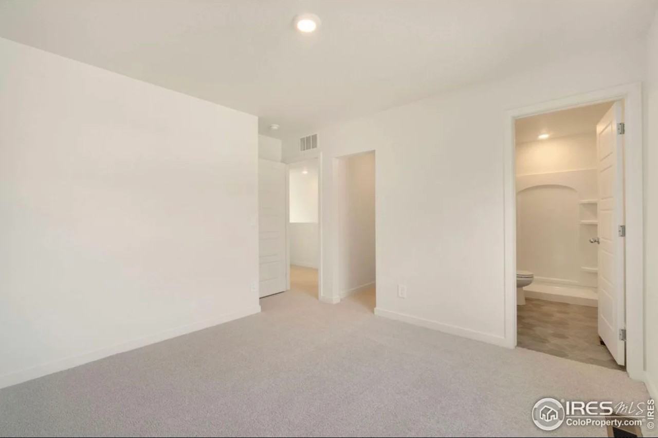 318 Cardinal St - Photo 5 of 6