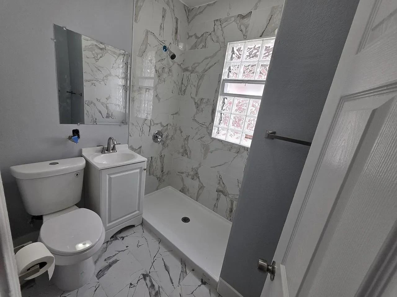 1271 N 43rd St - Photo 2 of 6