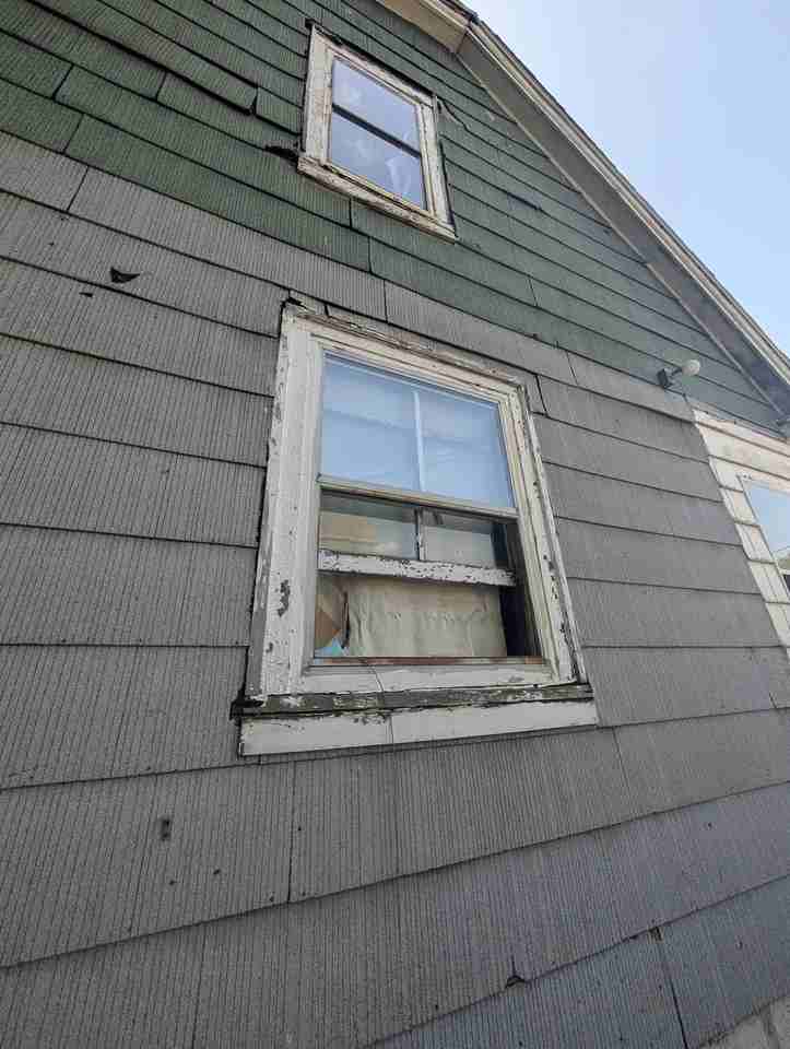 422 S Louisa St - Photo 7 of 17