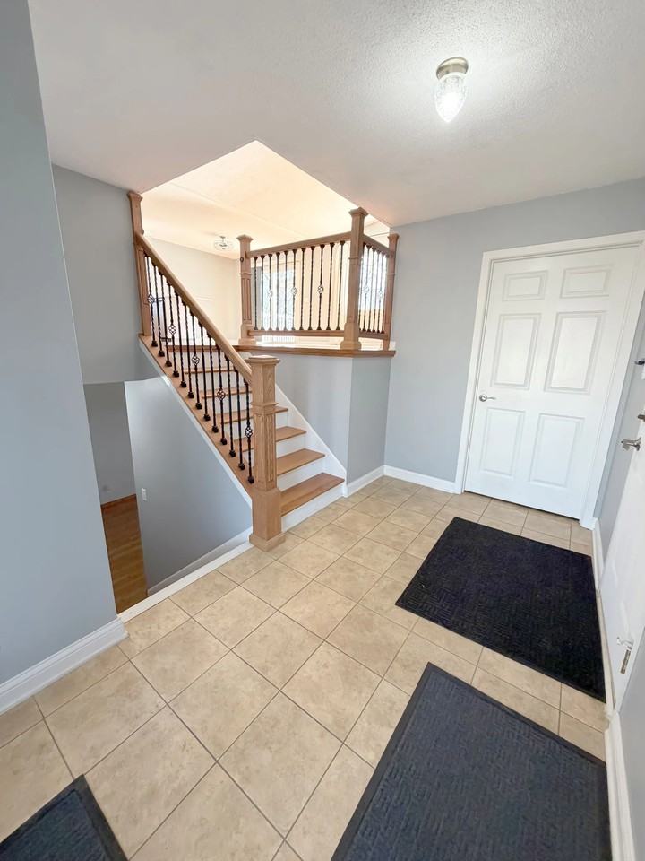 11941 69th Ave N - Photo 3 of 20