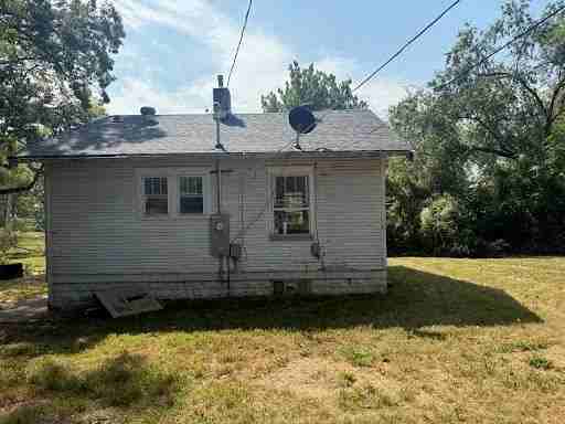 830 E Rogers Ave - Photo 2 of 7