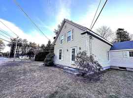 featured image of 716 Empire Rd #1