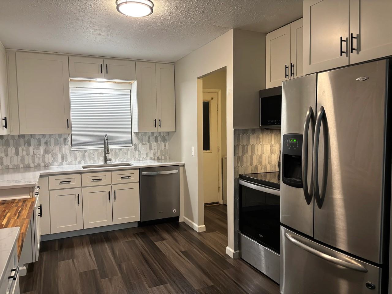 1065 Moneta Ave - Photo 7 of 24