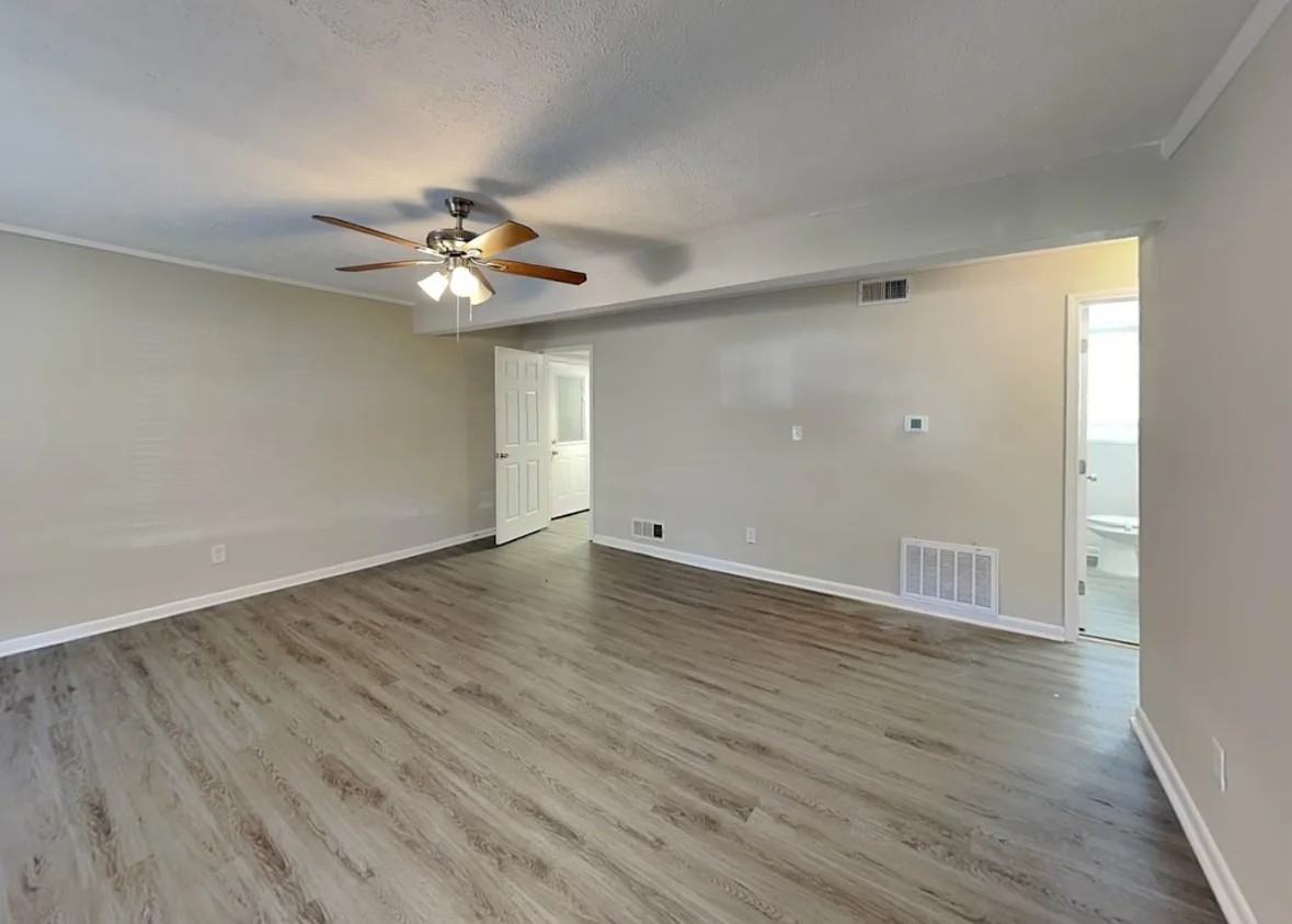 337 Dartmouth Dr Sw - Photo 3 of 10