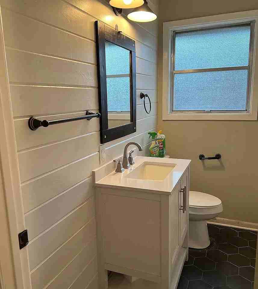 4109 Parkway Dr - Photo 2 of 20