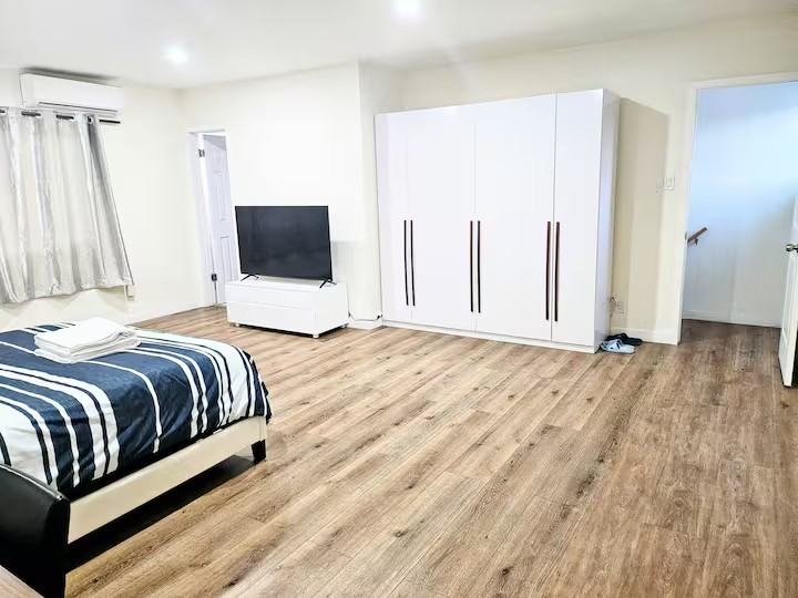 202 E Floral Dr - Photo 5 of 8