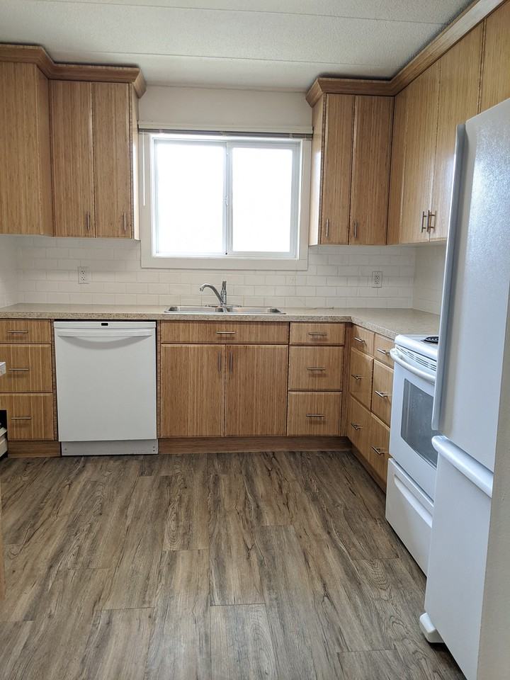 3930 Casabella Apartments (401) #007 - Photo 6 of 10
