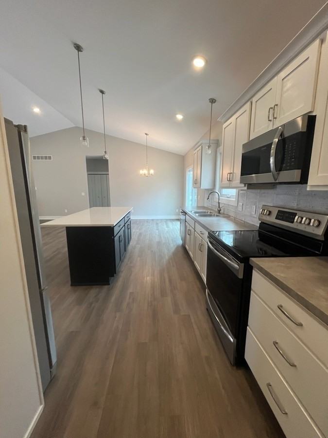 13166 Indigo Ct - Photo 3 of 27