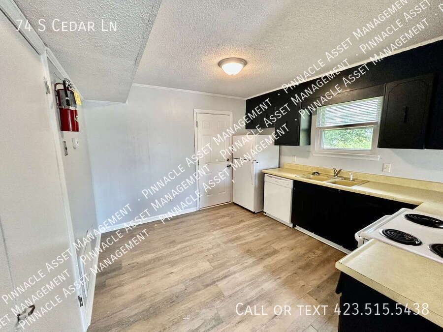 74 S Cedar Ln - Photo 5 of 10